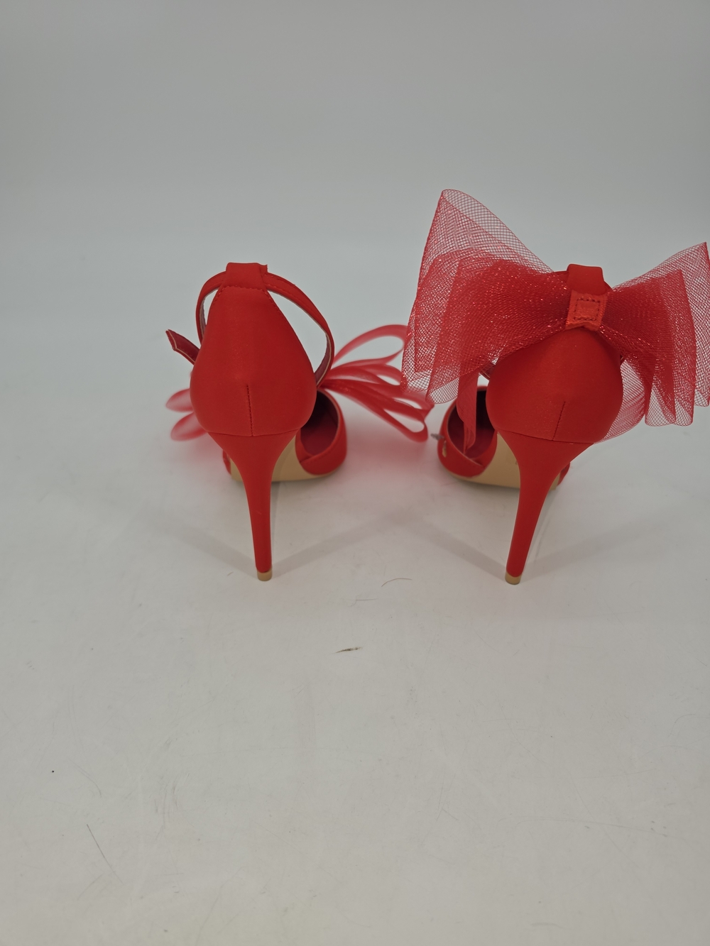 Red Bow Pointed-Toe Ankle-Strap Heels by BERNESS Womens Size 8 New - Picture 2 of 6